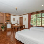 Riverside Deluxe Quad