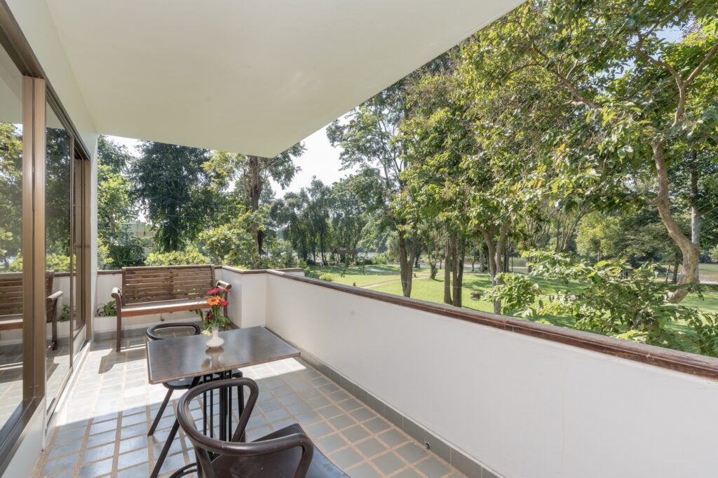 Riverside Deluxe Quad