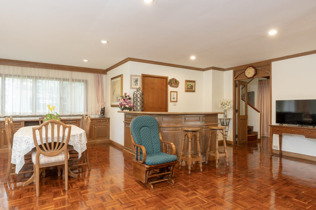 Three Bedroom Residence